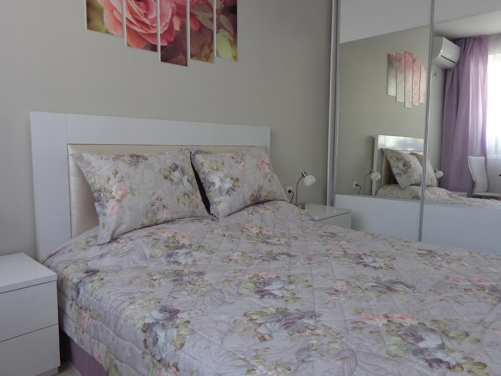 Luxury Apartment Lazur 2 Burgas Bilik gambar